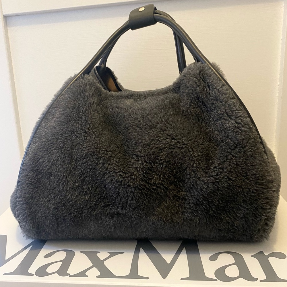 $1390 MaxMara Marine Teddy Tote Bag Large Grey Black Leather Trim  Carried 2x!